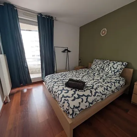 Апартаменты Cosy A L'esplanade Avec Parking Страсбург